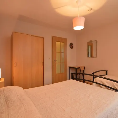 Cozy Cottage, Fields, Cleaning Included Holiday home